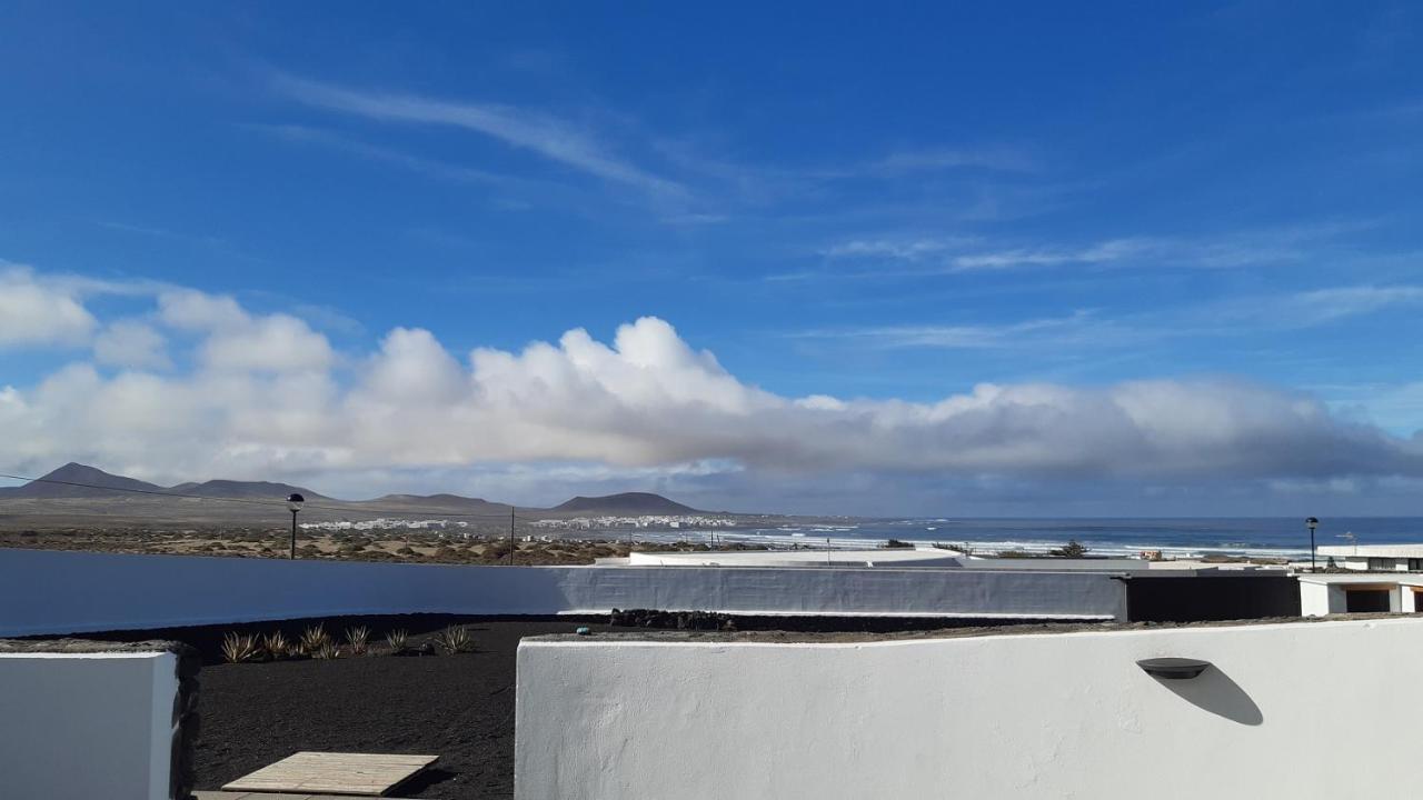 La Belle Vie Villa Famara Eksteriør billede