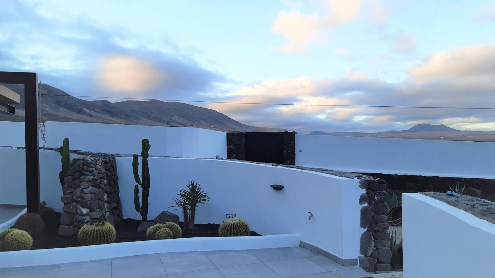La Belle Vie Villa Famara Eksteriør billede